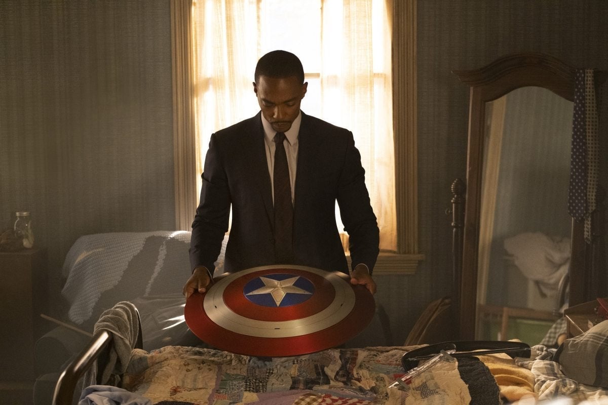 Sam Wilson holding Captain America's shield